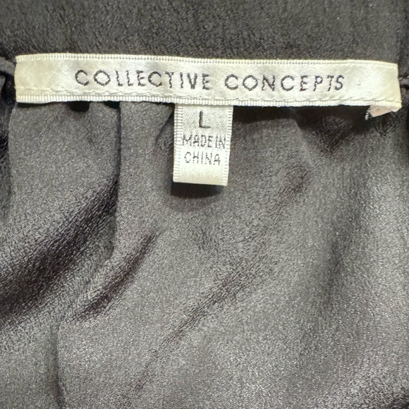 Creative Concepts Large Black Blouse w/ Gold Beaded Neckline and 3/4 Sleeves - Picture 4 of 5